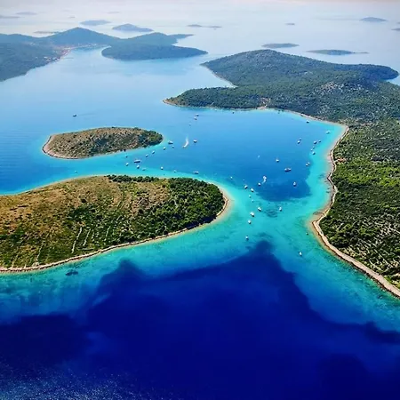 Luxury Yacht - Lex Of The Seas * Σπλιτ