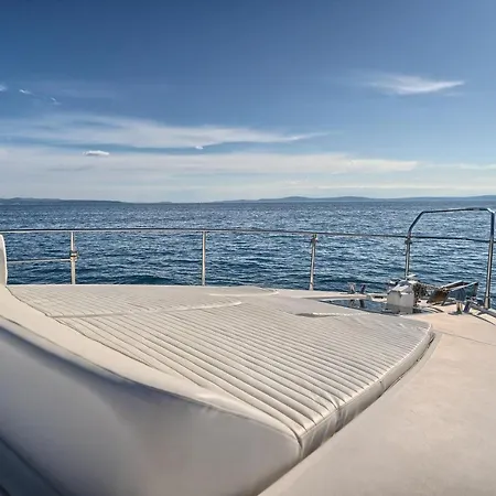 ספינת מלון Luxury Yacht - Lex Of The Seas